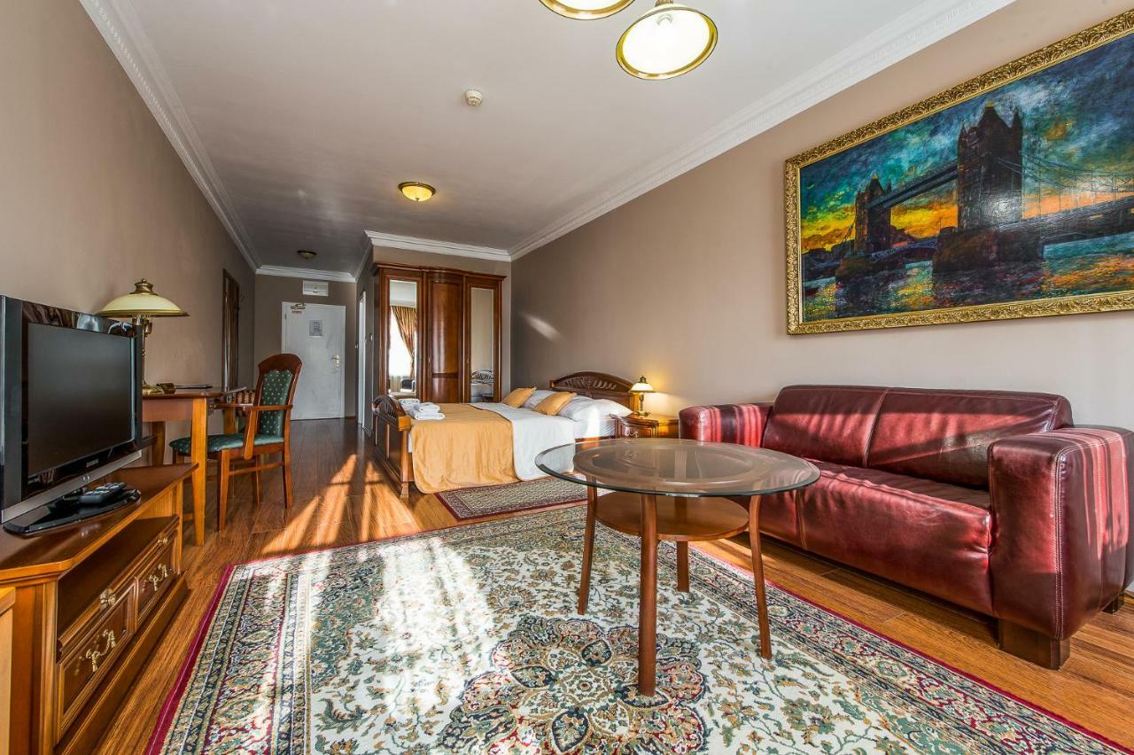 Boutique Hotel Carpe Diem Prešov Dış mekan fotoğraf